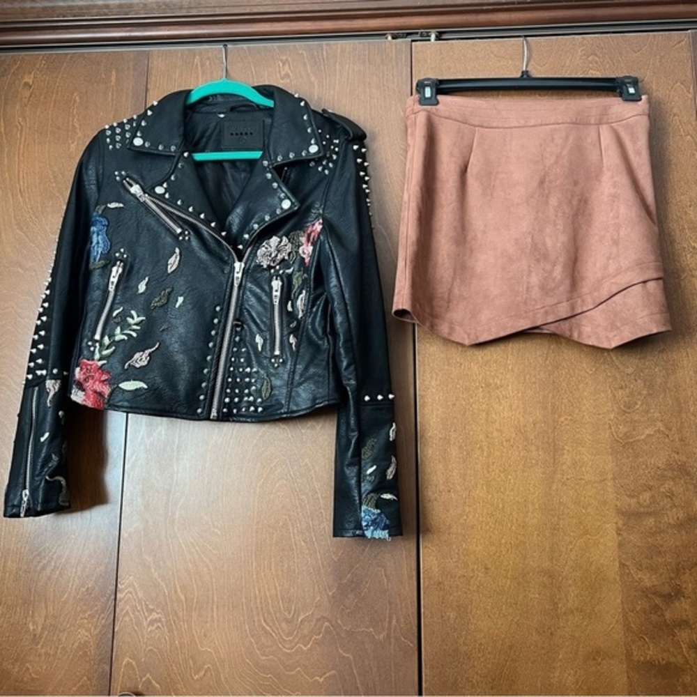Jack BB Dakota EUC Faux Suede Mini Skirt Sz 2 Luggage Colored, Crossover Front